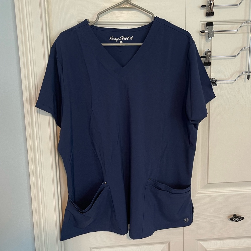 Uniform Advantage Scrubs